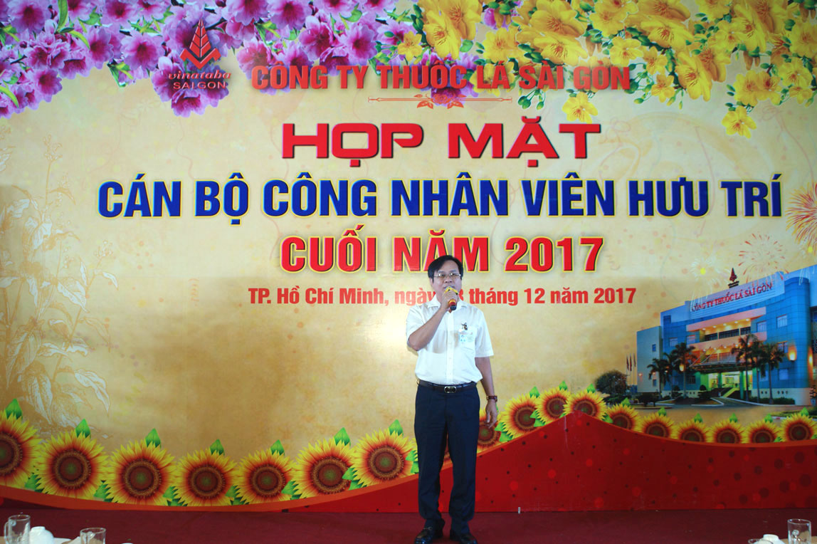 Ông Châu Tuấn – Giám đốc Công ty phát biểu tại buổi họp mặt