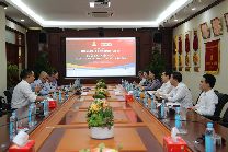 Ban lãnh đạo Công ty Thuốc lá Sài Gòn gặp gỡ, làm việc với tập đoàn Hauni và Công ty Farrindo Trade Services